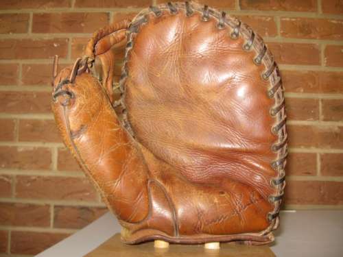 Sam Leslie Reach 254 Front